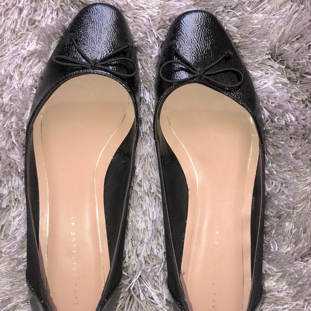 ZARA black ballet flats